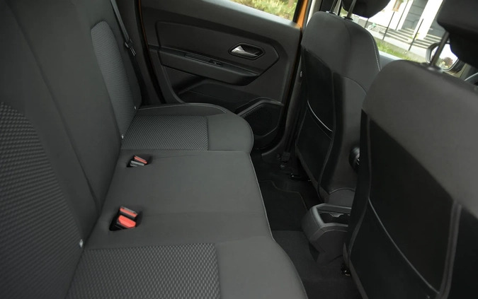 Dacia Duster cena 64900 przebieg: 23245, rok produkcji 2018 z Kostrzyn małe 742